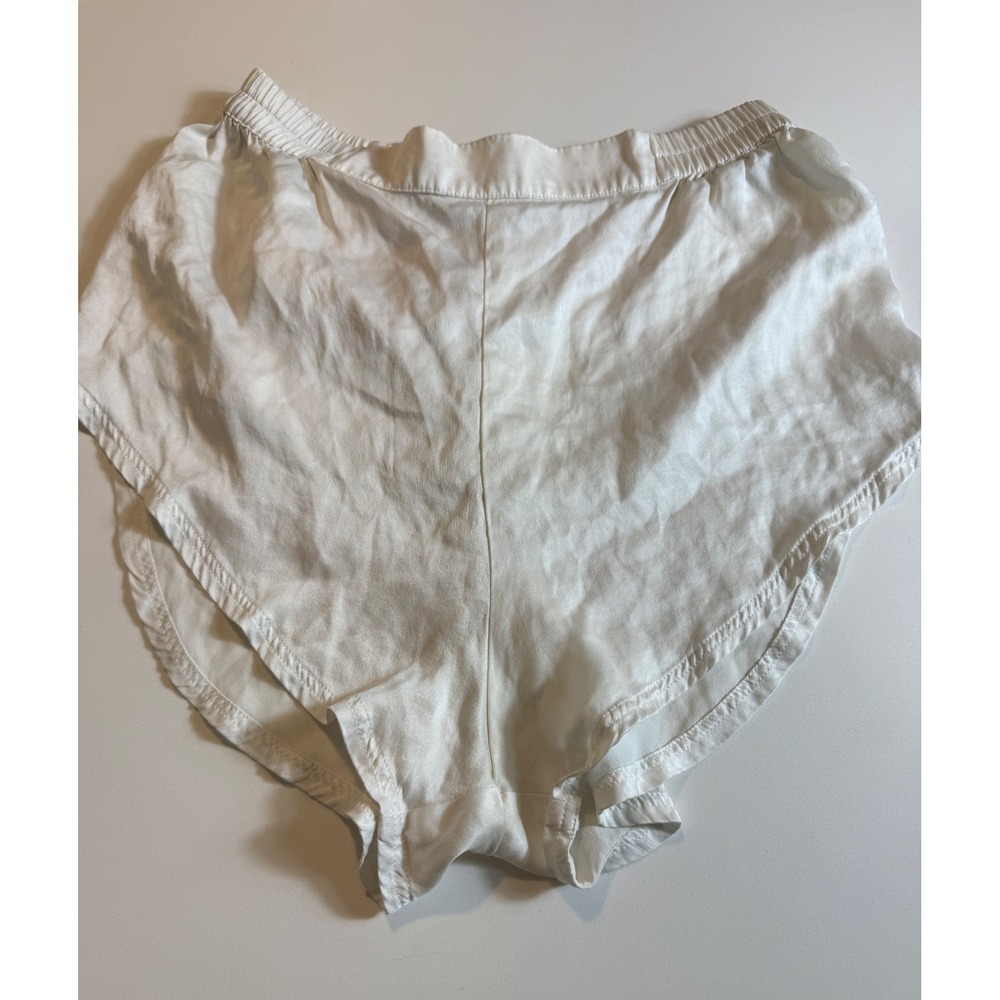 Lunya Women's Lounge Shorts Soft White Size M Back Pocket